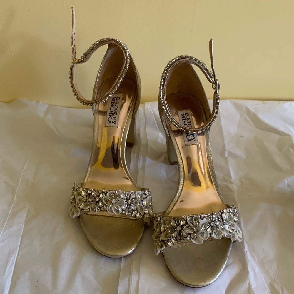 Badgley Mischka dress heels